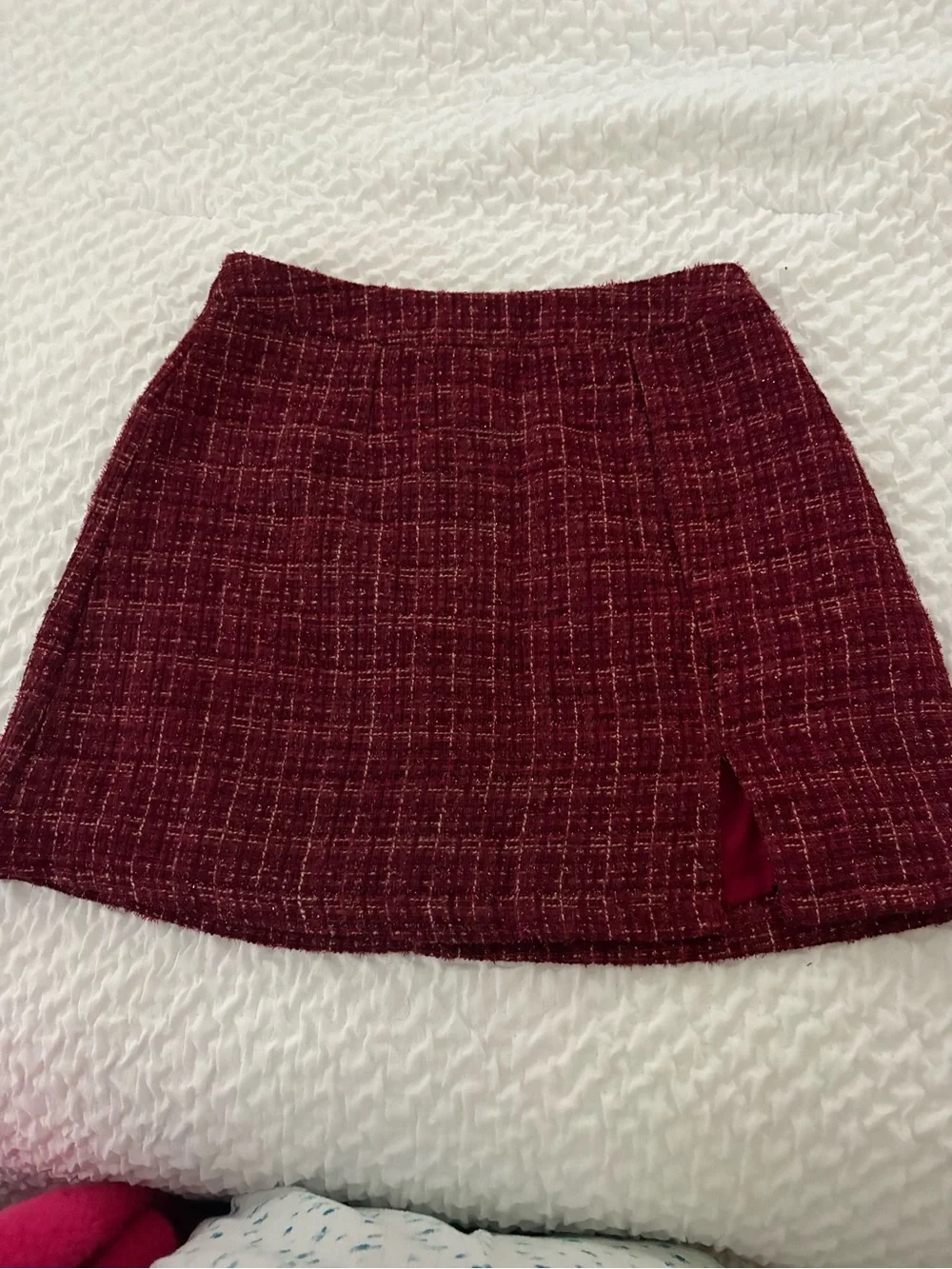 Francesca's Collections Burgundy Tweed Mini Skirt with Side Slit